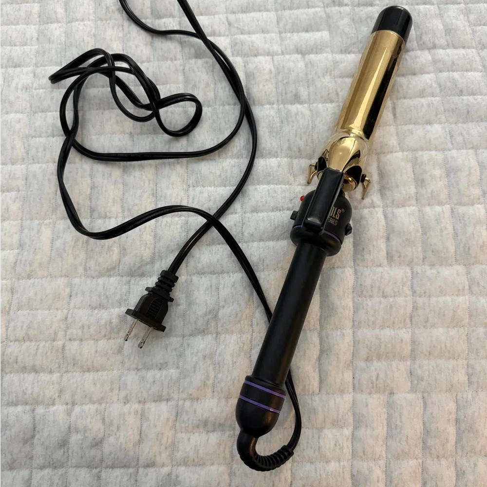 Hot Tools Signature Gold and Black Curling Iron